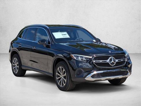 Used 2026 Mercedes-Benz GLC 300 image 7