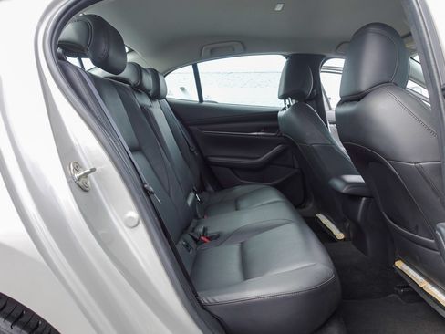 Used 2024 MAZDA MAZDA3 s FWD image 16