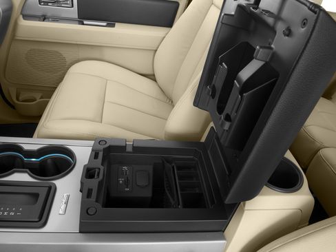 Used 2016 Ford Expedition EL XLT w/ Equipment Group 202A image 47