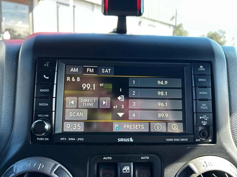 Used 2015 Jeep Wrangler Unlimited Sport w/ Quick Order Package 24S image 19