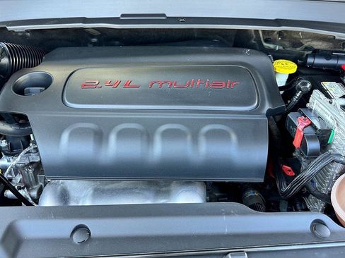 Used 2022 Jeep Compass Latitude w/ Convenience Group image 33