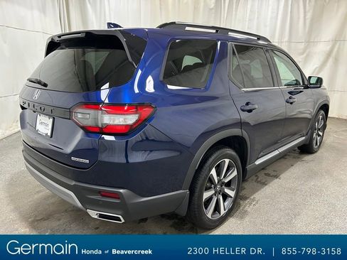 Used 2023 Honda Pilot Touring image 8