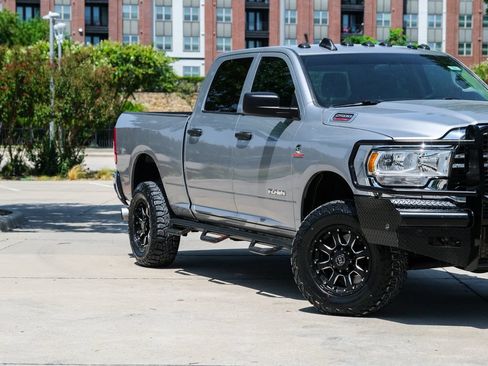 Used 2019 RAM 2500 Tradesman AWD/4WD image 2