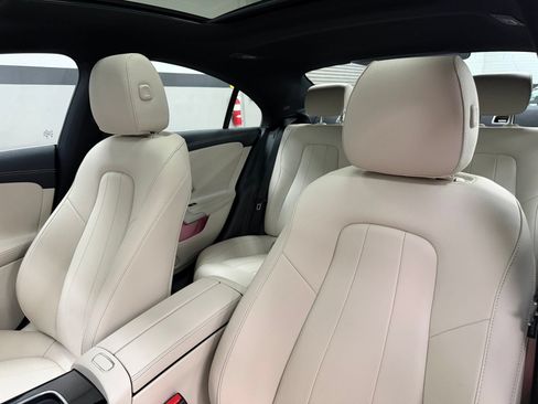 Used 2025 Mercedes-Benz CLA 250 image 24