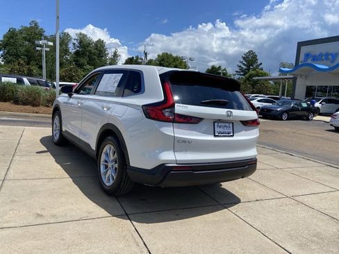 Used 2024 Honda CR-V EX image 9