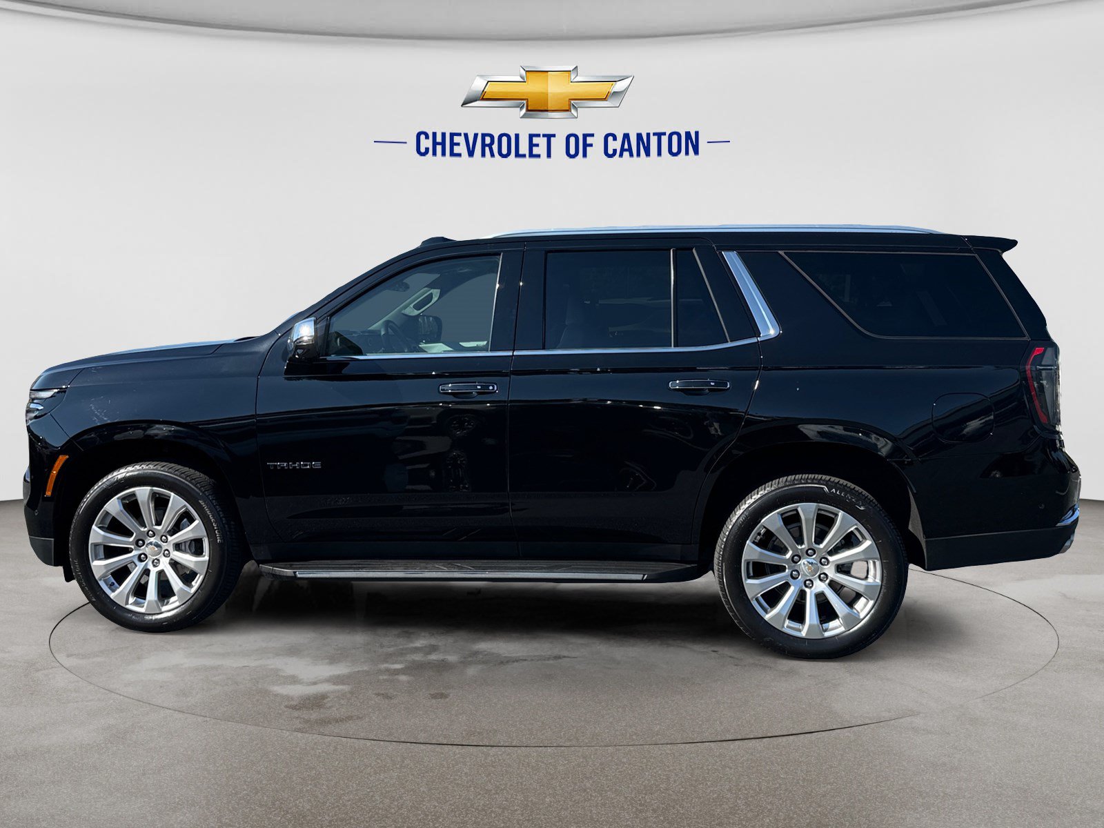 Used 2026 Chevrolet Tahoe Premier RWD image 8