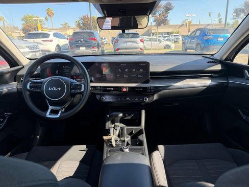 Used 2025 Kia K5 LXS FWD image 27
