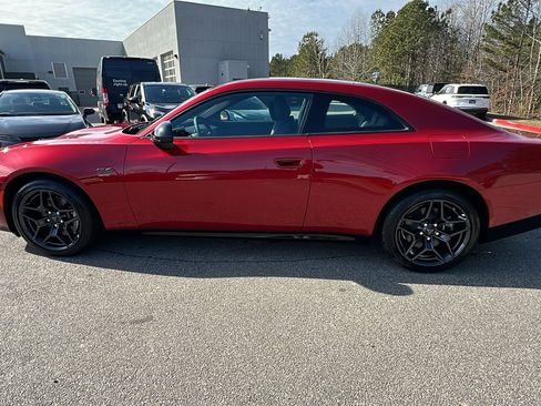 Used 2024 Dodge Charger R/T w/ Plus Group image 11