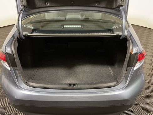 Used 2025 Toyota Corolla LE image 14