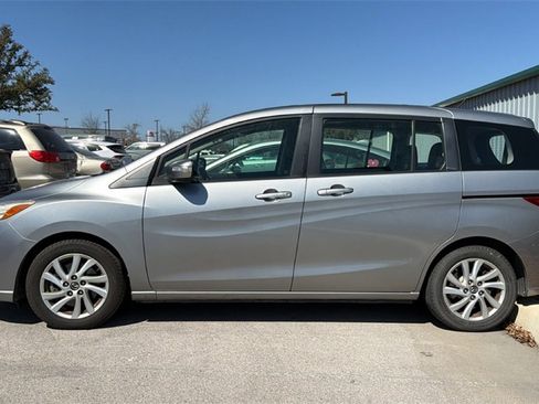 Used 2015 MAZDA MAZDA5 Sport image 9