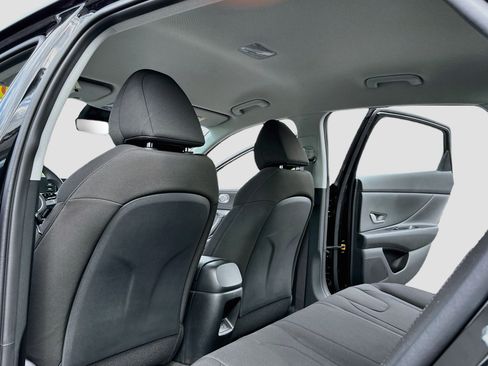 New 2026 Hyundai Elantra Hybrid FWD image 7