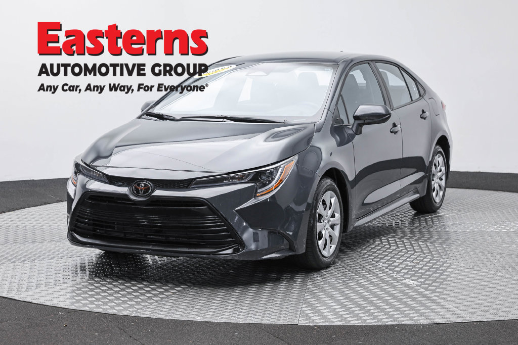Used 2026 Toyota Corolla LE FWD image 1