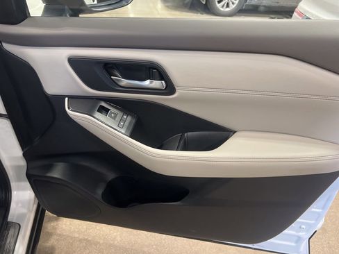 Certified 2023 Nissan Rogue SL image 24