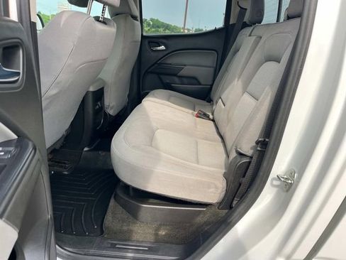 Used 2016 Chevrolet Colorado LT w/ LT Convenience Package RWD image 20