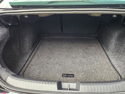 Certified 2024 Volkswagen Jetta Sport image 18