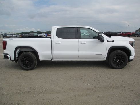 New 2026 GMC Sierra 1500 Elevation w/ Max Trailering Package AWD/4WD image 3