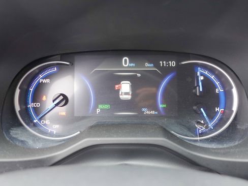 Used 2025 Toyota RAV4 XLE image 15