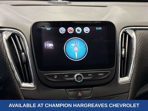 Used 2017 Chevrolet Malibu LT FWD image 18