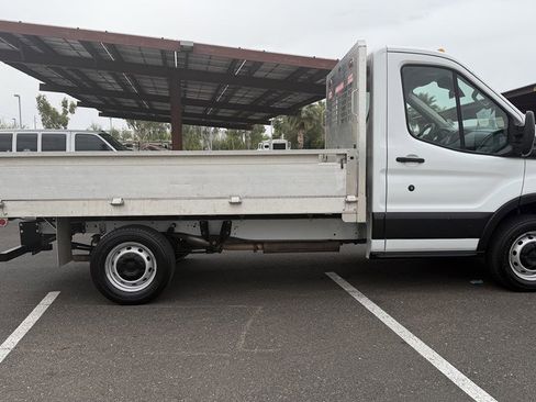 Used 2019 Ford Transit 250 138 RWD image 16