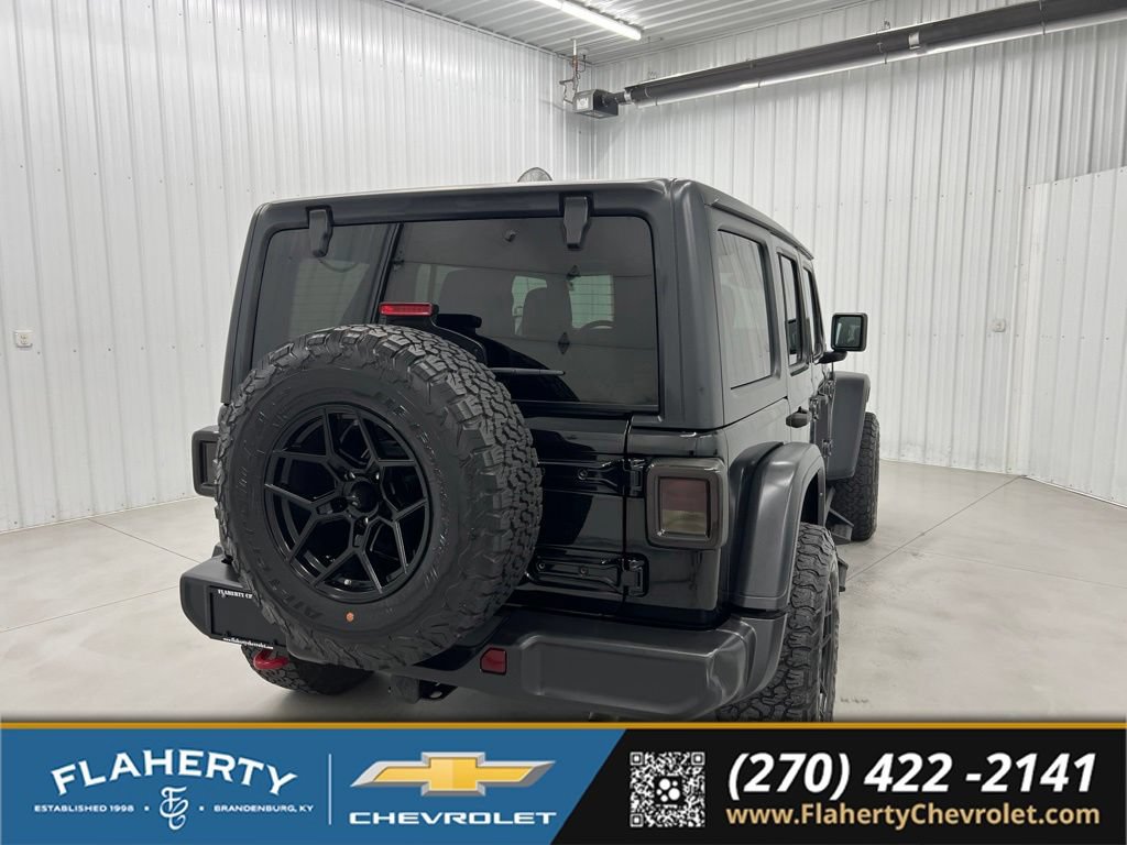 Used 2021 Jeep Wrangler Unlimited Rubicon AWD/4WD image 3