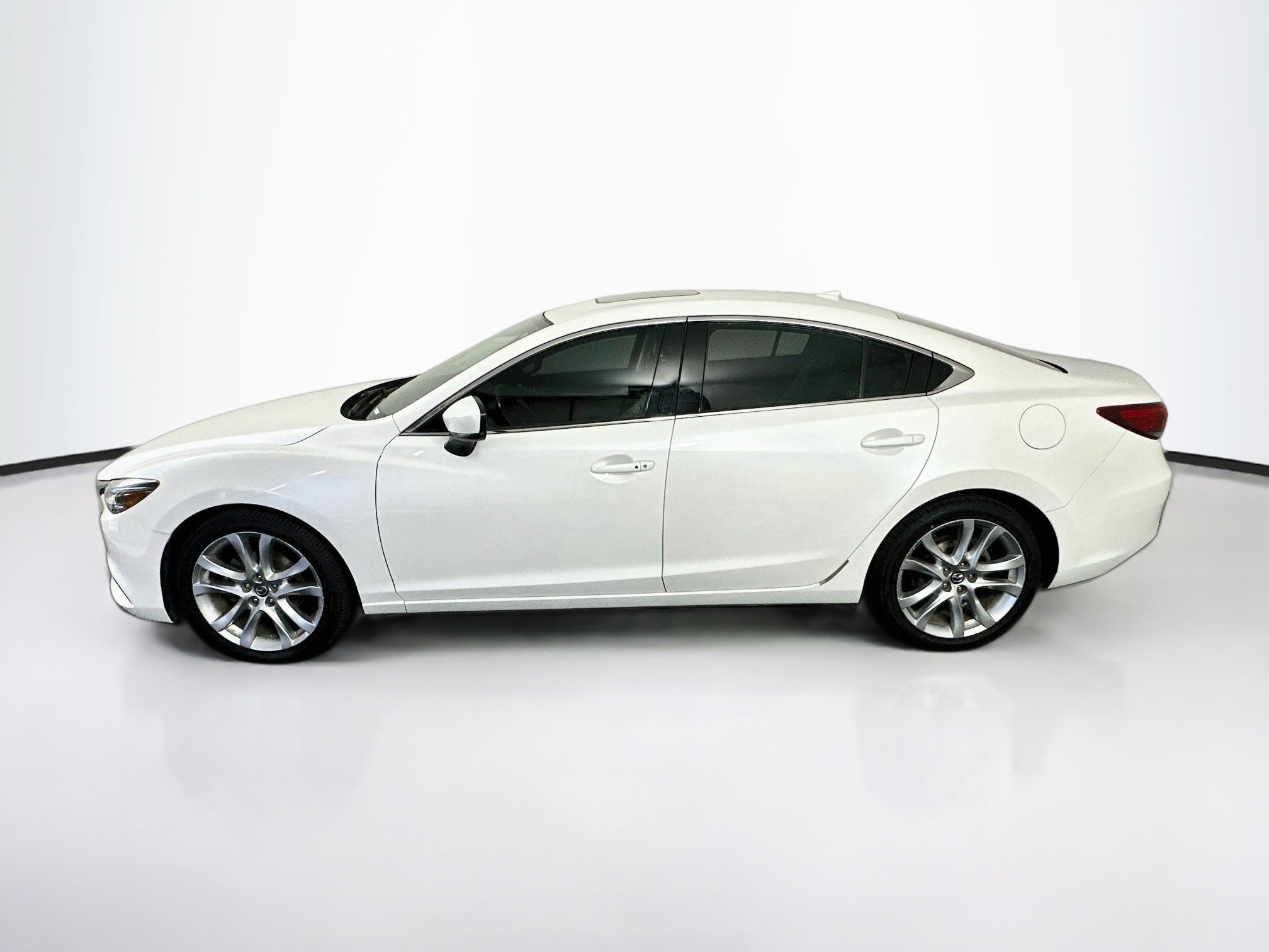 Used 2017 MAZDA MAZDA6 Touring w/ Touring Premium Package FWD image 4
