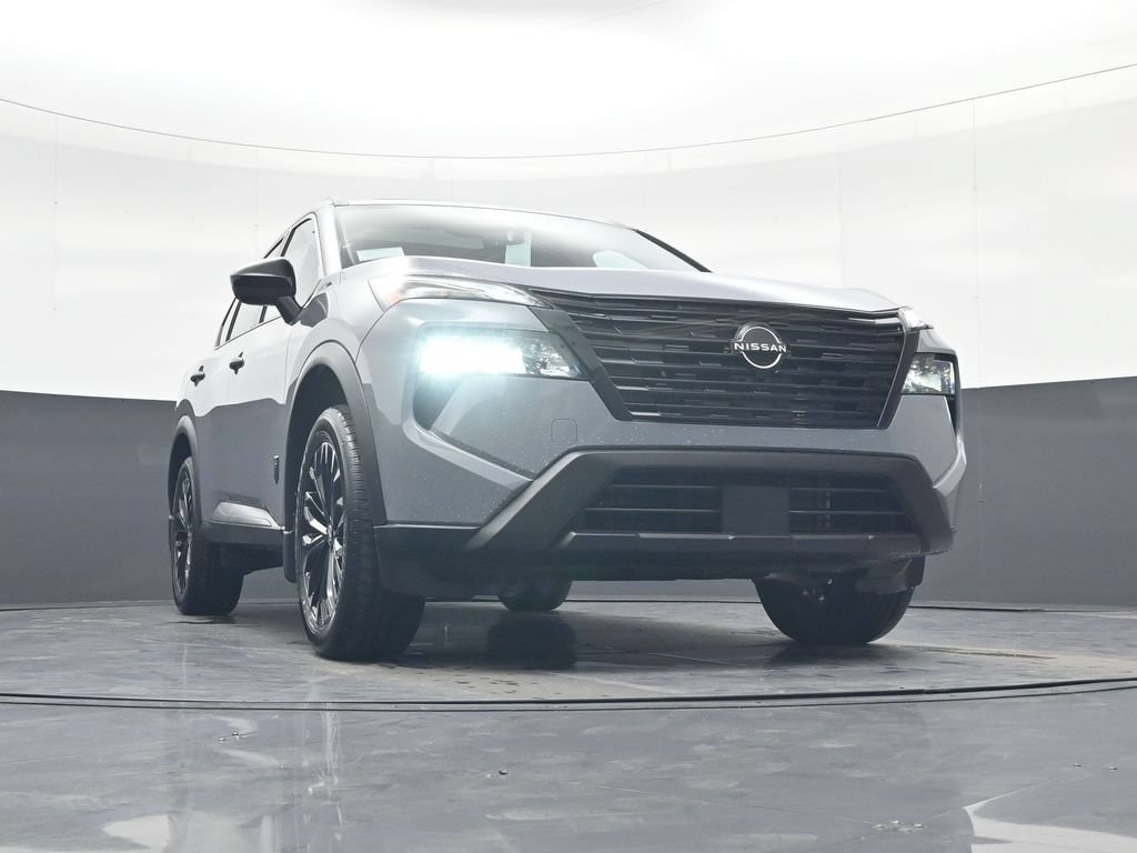 Certified 2026 Nissan Rogue Dark Armor FWD image 24