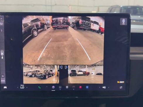 Used 2024 Tesla Model X image 35