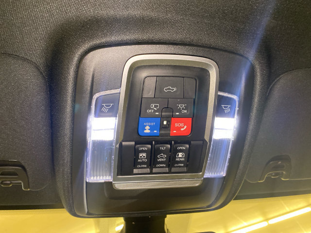Used 2019 RAM 2500 Laramie w/ Night Edition AWD/4WD image 28