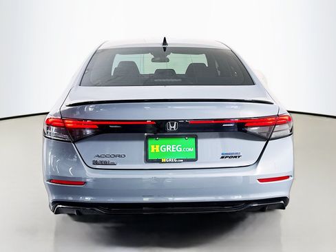 Used 2023 Honda Accord Sport image 8