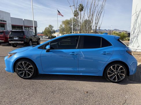 Used 2022 Toyota Corolla XSE image 2