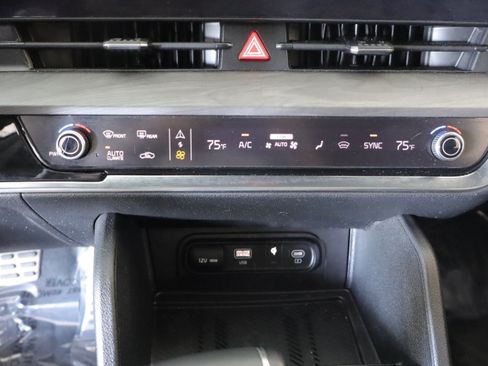 Used 2024 Kia Sportage X-Pro Prestige AWD/4WD image 15