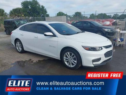 Used 2017 Chevrolet Malibu Hybrid w/ Leather Package FWD image 2