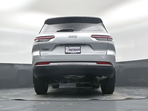 New 2026 Jeep Grand Cherokee L 4WD image 43