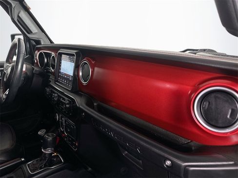 Used 2023 Jeep Wrangler Unlimited Rubicon image 28