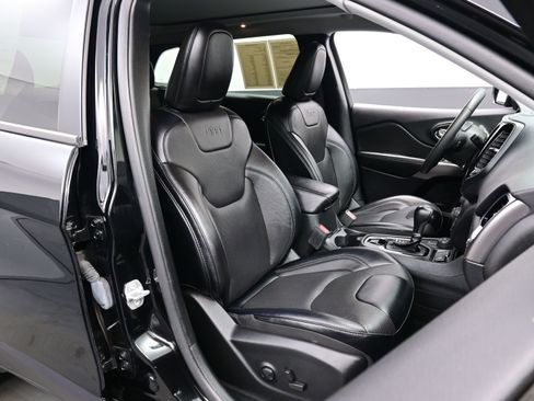 Used 2022 Jeep Cherokee Limited image 15