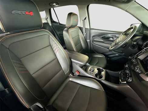 Used 2024 GMC Terrain AT4 image 28