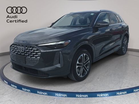 Certified 2025 Audi Q5 Premium w/ Convenience Package AWD/4WD image 1