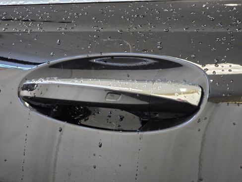 New 2026 Mercedes-Benz GLB 250 4MATIC image 23