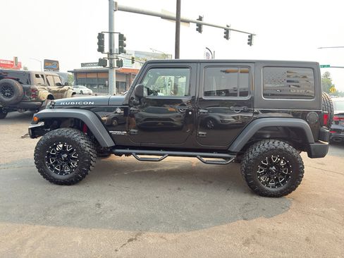 Used 2014 Jeep Wrangler Unlimited Rubicon AWD/4WD image 3
