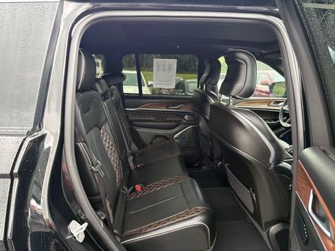 Used 2023 Jeep Grand Cherokee Summit w/ Adv Protech Group IV AWD/4WD image 40