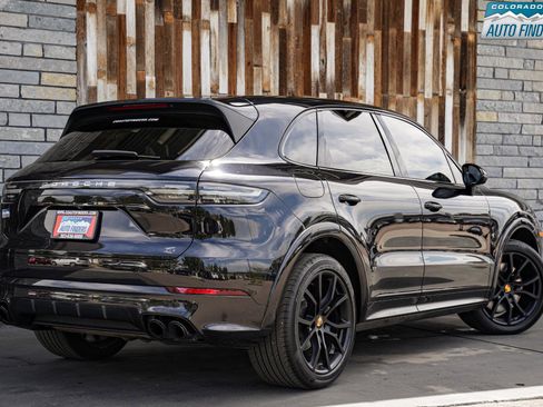 Used 2019 Porsche Cayenne S AWD/4WD image 7