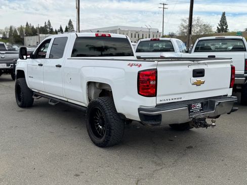 Used 2015 Chevrolet Silverado 2500 W/T AWD/4WD image 4