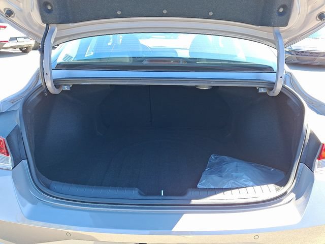 Certified 2023 Hyundai Elantra Limited FWD image 29