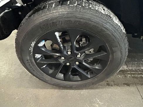 Used 2022 Jeep Wrangler Unlimited Sahara image 7