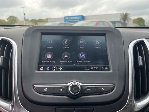 Used 2022 Chevrolet Equinox LT image 25