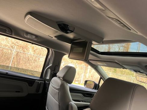 Used 2018 Honda Odyssey EX-L image 29