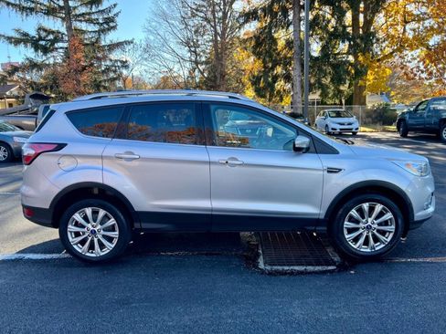 Used 2018 Ford Escape Titanium w/ Ford Safe & Smart Package image 7