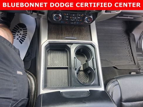 Used 2021 Ford F250 Lariat w/ Lariat Ultimate Package AWD/4WD image 18