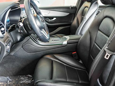 Used 2022 Mercedes-Benz GLC 300 image 18