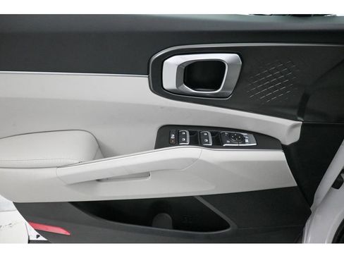 New 2026 Kia Sorento S image 15